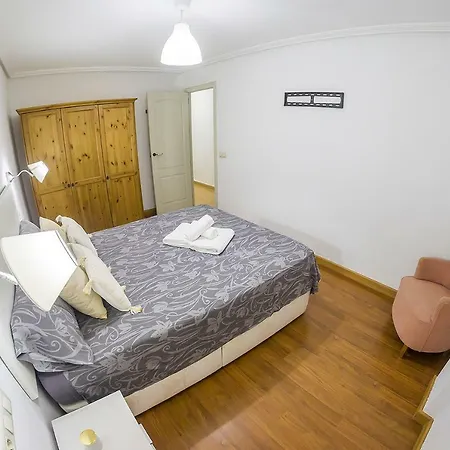 Experience Plaza Iglesia Apartment *